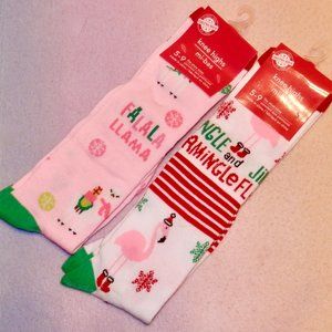 WOMEN'S CHRISTMAS KNEE HIGHS * 2 PAIR SET * LLAMA AND FLAMINGO * CUTE * NEW *
